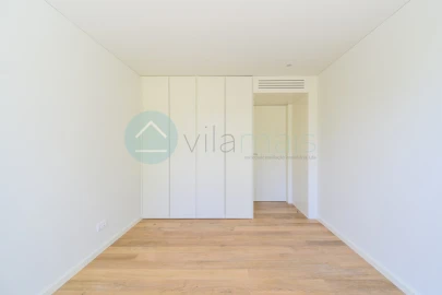 Apartamento T3 para Venda em Campanhã