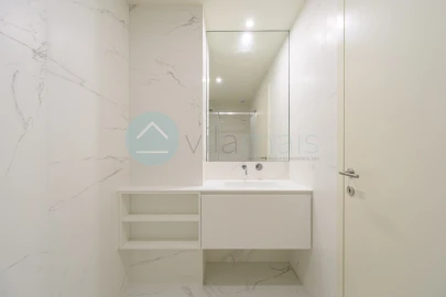 Apartamento T3 para Venda em Campanhã