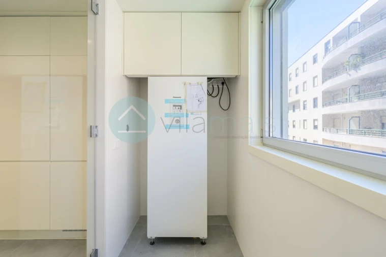 Apartamento T3 para Venda em Campanhã Foto 6