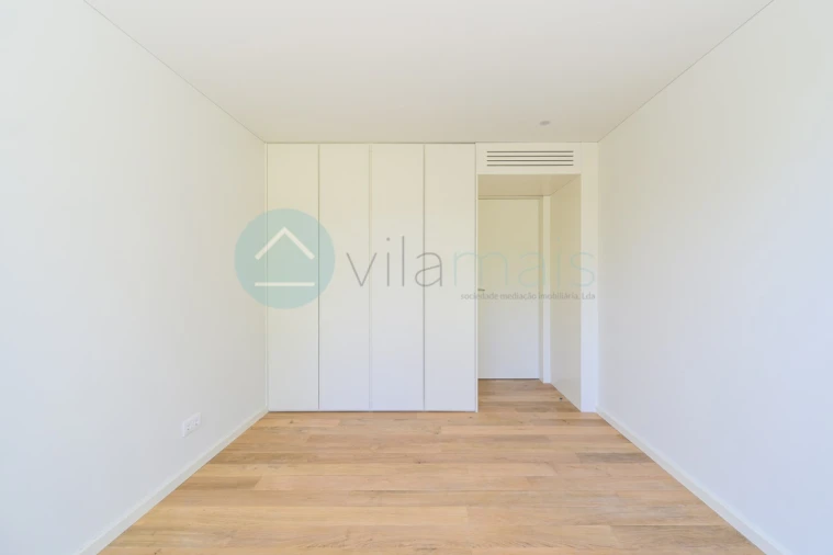 Apartamento T3 para Venda em Campanhã Foto 13
