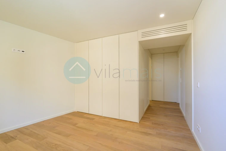 Apartamento T3 para Venda em Campanhã Foto 20