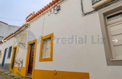 Moradia para Venda em Évora (São Mamede, Sé, São Pedro e Santo Antão)