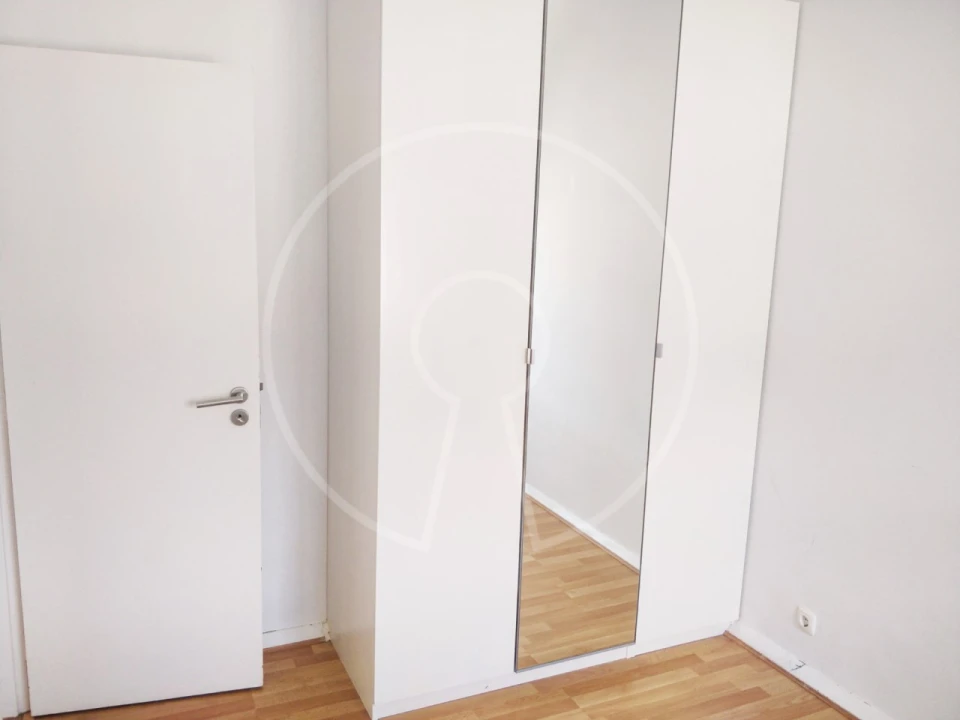 Apartamento T2 para Venda em Alvalade Foto 13