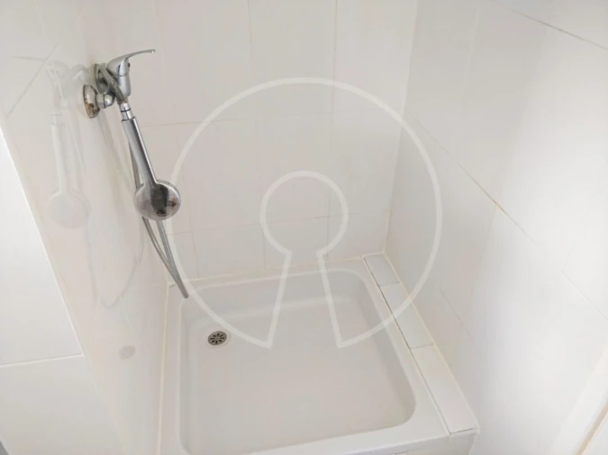 Apartamento T2 para Venda em Alvalade Foto 17
