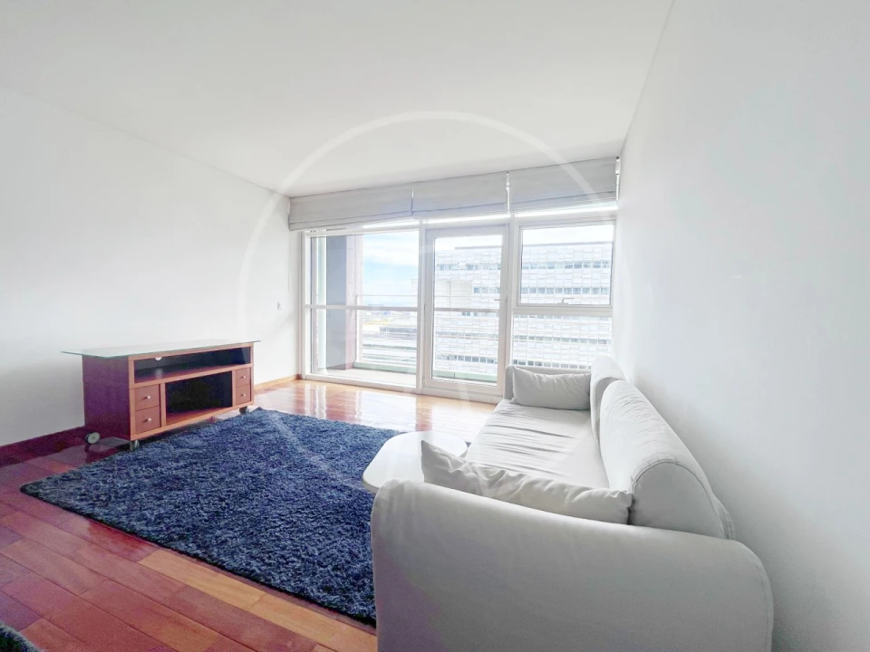 Apartamento T2 para Arrendamento em Parque das Nações Foto 6