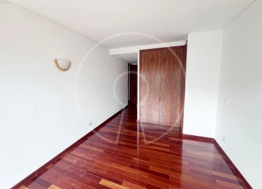 Apartamento T2 para Arrendamento em Parque das Nações