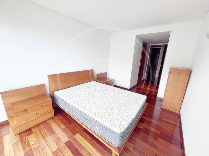 Apartamento T2 para Arrendamento em Parque das Nações Foto 17