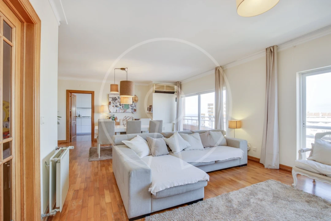Apartamento T4 para Venda em Cascais e Estoril Foto 3