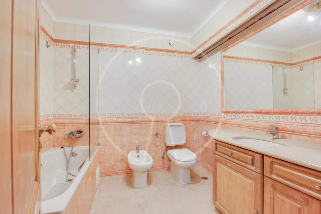 Apartamento T4 para Venda em Cascais e Estoril Foto 18