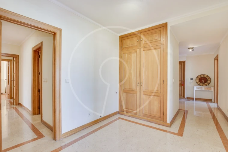 Apartamento T4 para Venda em Cascais e Estoril Foto 15