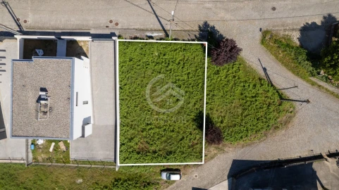 Terreno para Venda em Figueiró (Santiago e Santa Cristina)