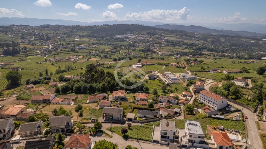 Terreno para Venda em Figueiró (Santiago e Santa Cristina) Foto 9