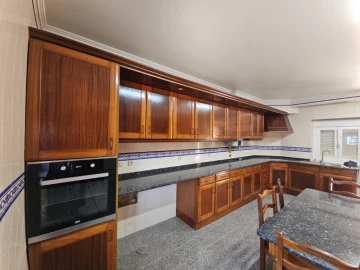 Moradia T3 para Venda em Queluz e Belas
