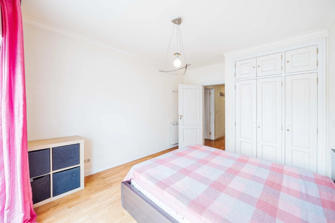 Apartamento T3 para Venda em Carcavelos e Parede Foto 30