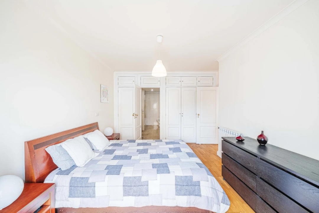 Apartamento T3 para Venda em Carcavelos e Parede Foto 36