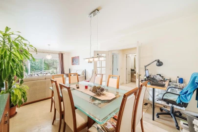 Apartamento T3 para Venda em Carcavelos e Parede