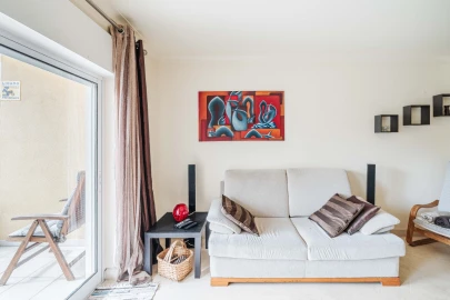 Apartamento T3 para Venda em Carcavelos e Parede