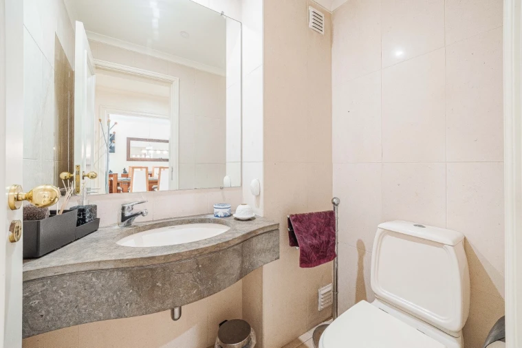 Apartamento T3 para Venda em Carcavelos e Parede Foto 20