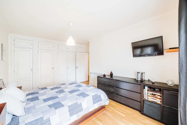 Apartamento T3 para Venda em Carcavelos e Parede Foto 33