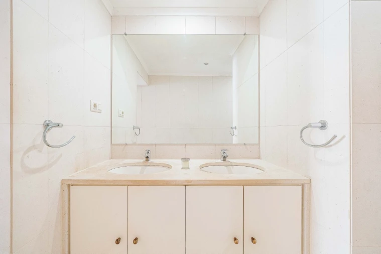 Apartamento T3 para Venda em Carcavelos e Parede Foto 39