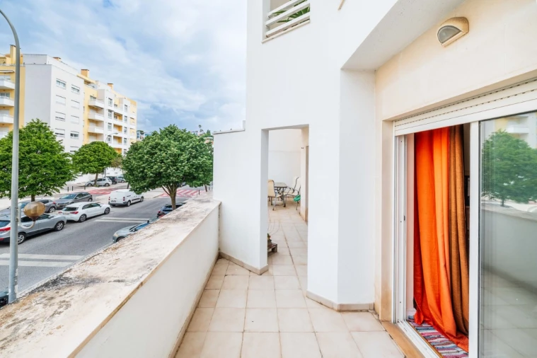 Apartamento T3 para Venda em Carcavelos e Parede Foto 42