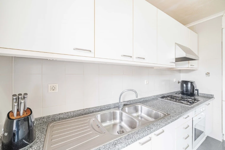 Apartamento T3 para Venda em Carcavelos e Parede Foto 4