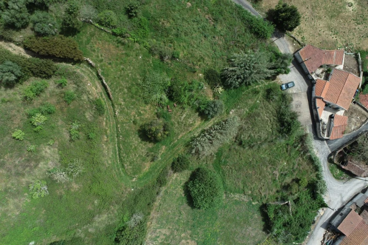 Terreno para Venda em Maxial e Monte Redondo Foto 9