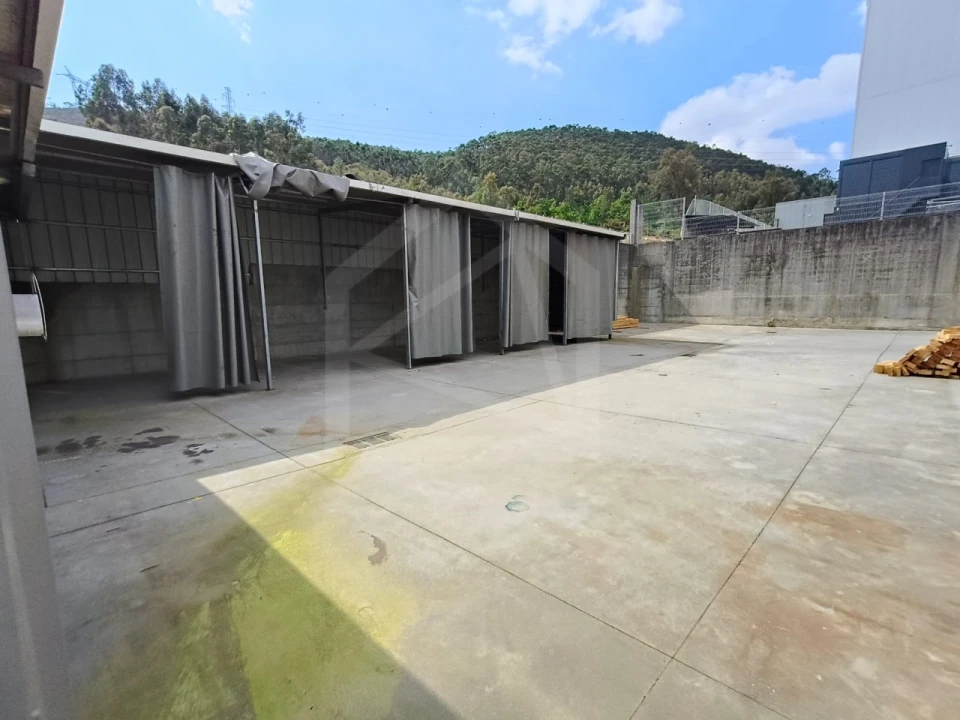 Armazém para Arrendamento em Vila Chã, Codal e Vila Cova de Perrinho Foto 40