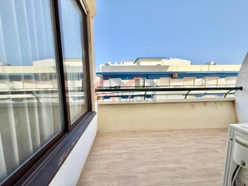 Apartamento para Venda em Monte Gordo