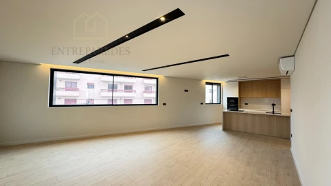 Apartamento T2 para Venda em Gondomar (São Cosme), Valbom e Jovim