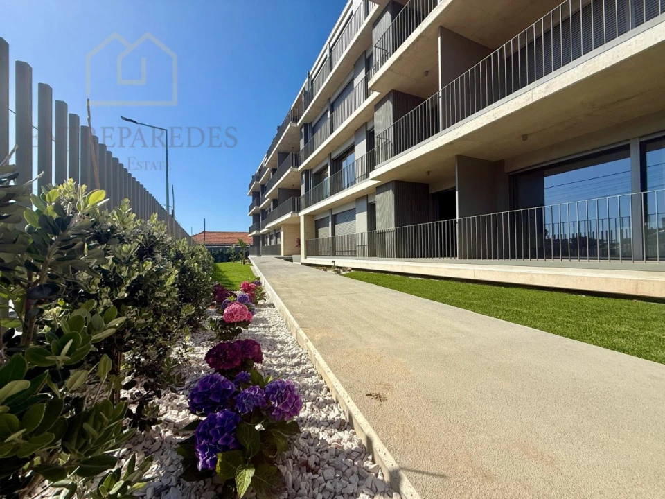 Apartamento T1 para Venda em São Felix da Marinha Foto 1