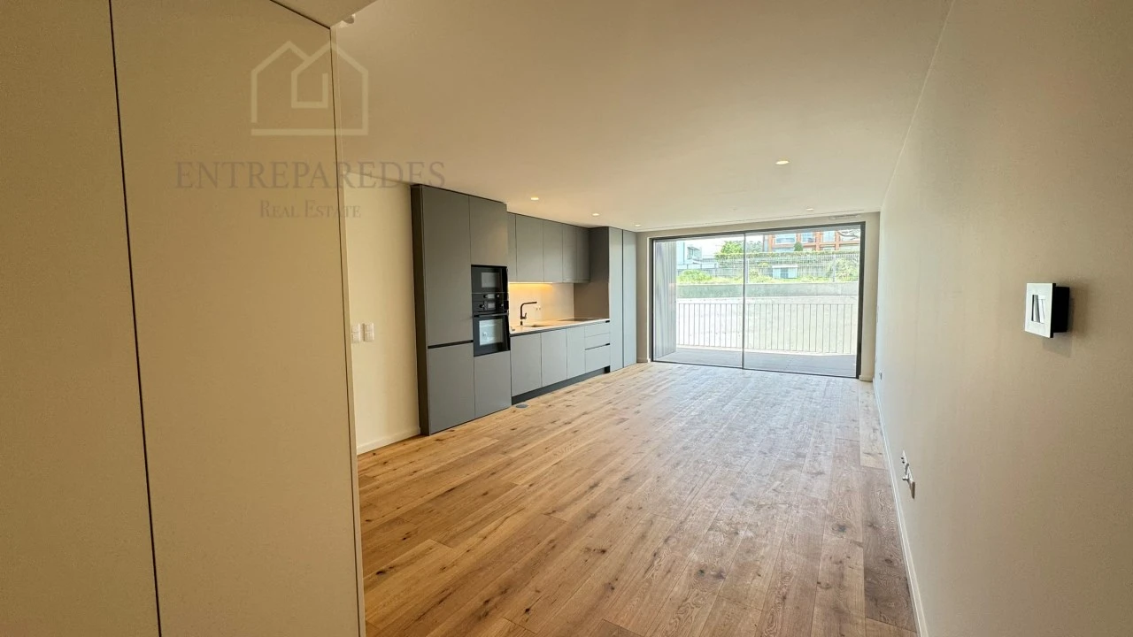 Apartamento T1 para Venda em São Felix da Marinha Foto 10