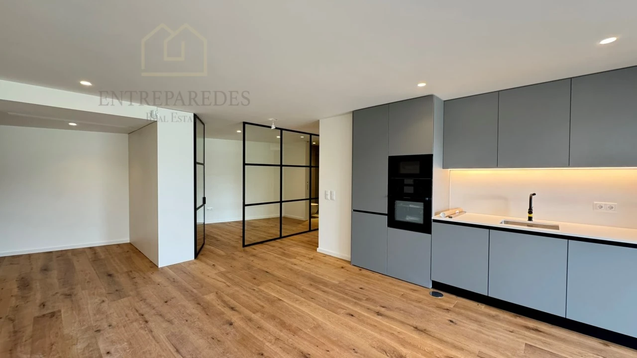 Apartamento T1 para Venda em São Felix da Marinha Foto 12