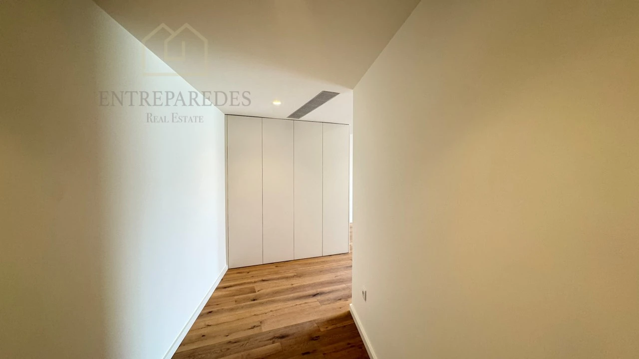 Apartamento T1 para Venda em São Felix da Marinha Foto 13