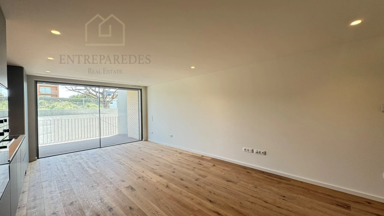 Apartamento T1 para Venda em São Felix da Marinha Foto 14