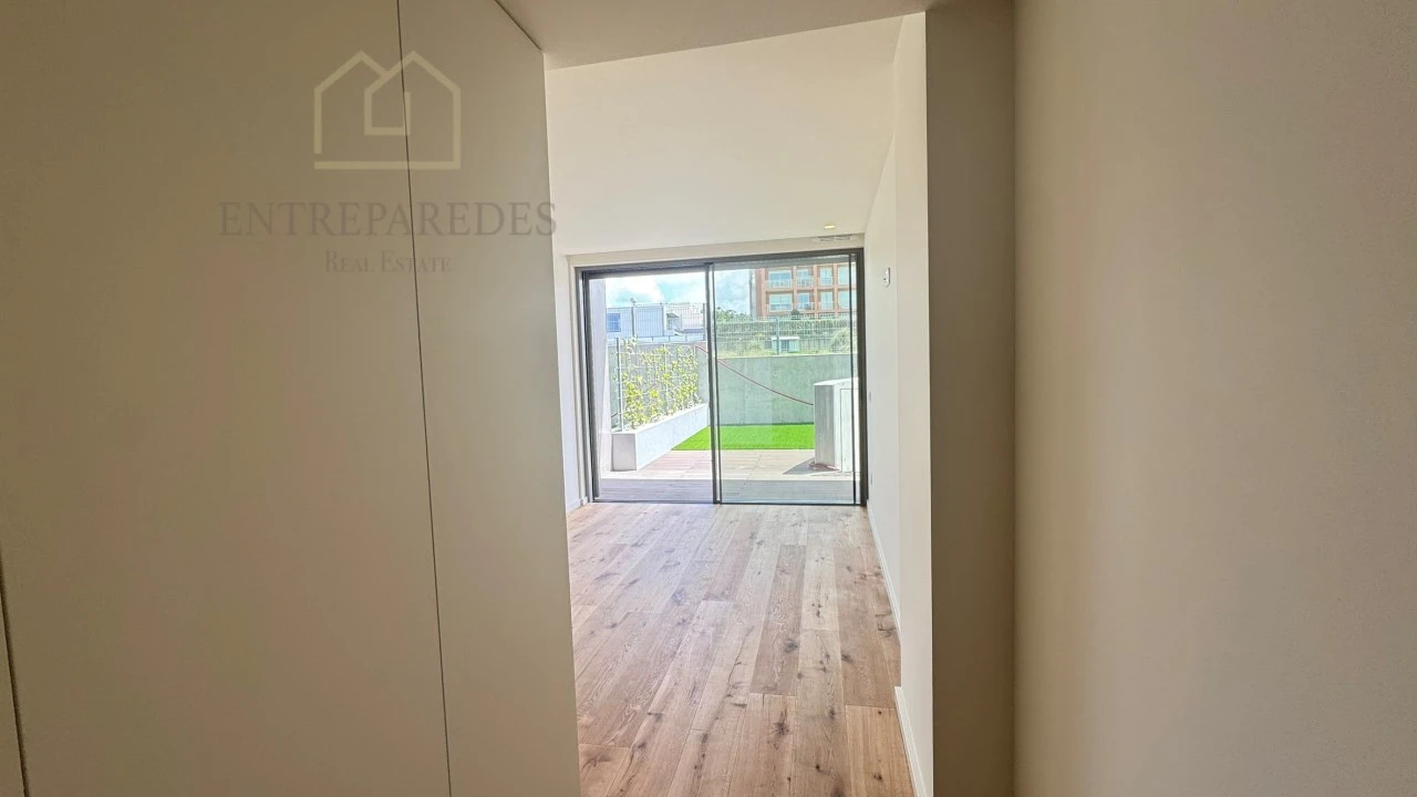 Apartamento T1 para Venda em São Felix da Marinha Foto 30