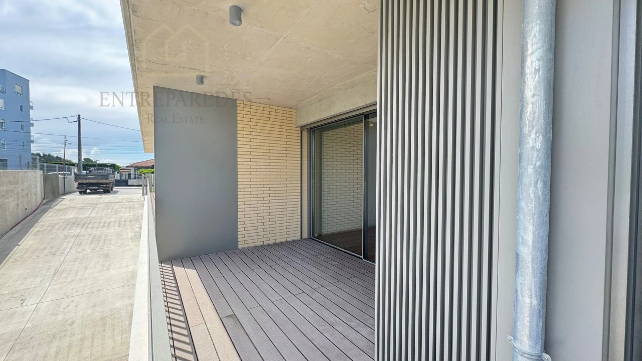 Apartamento T1 para Venda em São Felix da Marinha Foto 35