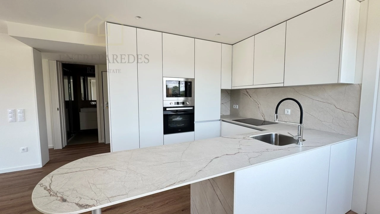 Apartamento T1 para Venda em Arcozelo Foto 2