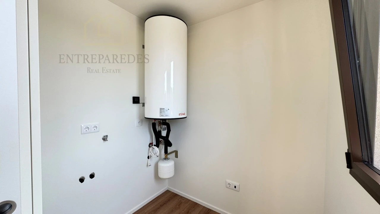 Apartamento T1 para Venda em Arcozelo Foto 11