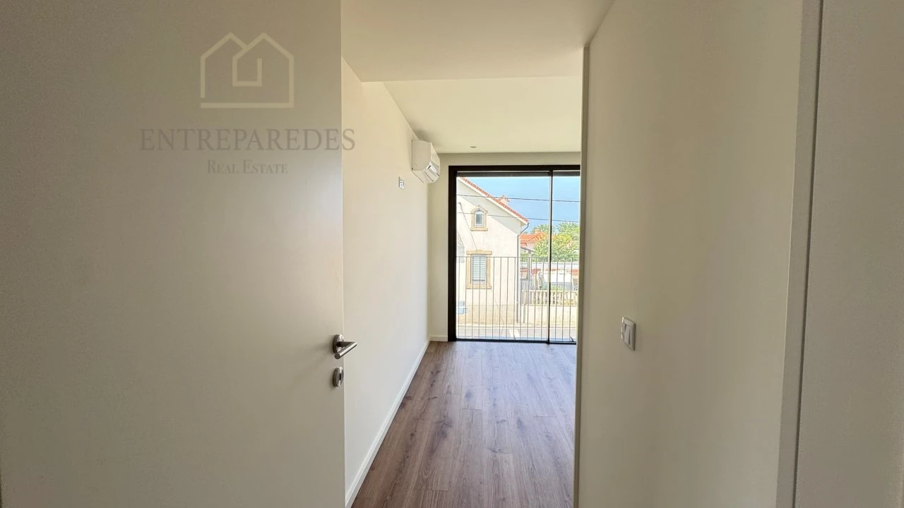 Apartamento T1 para Venda em Arcozelo Foto 14