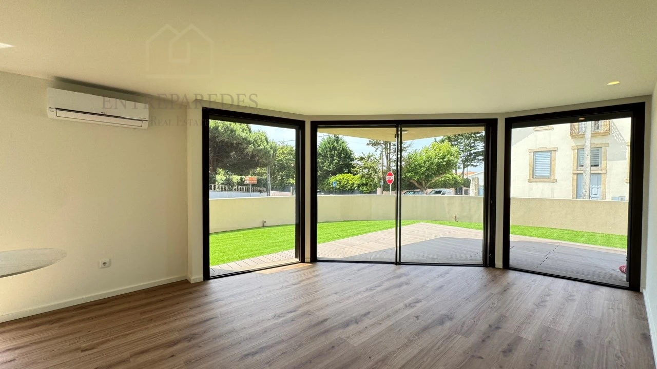 Apartamento T1 para Venda em Arcozelo Foto 2