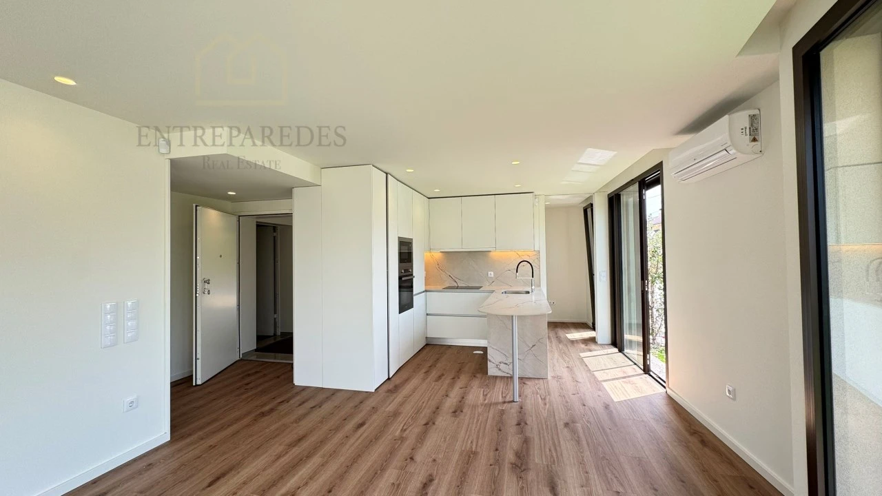 Apartamento T1 para Venda em Arcozelo Foto 5