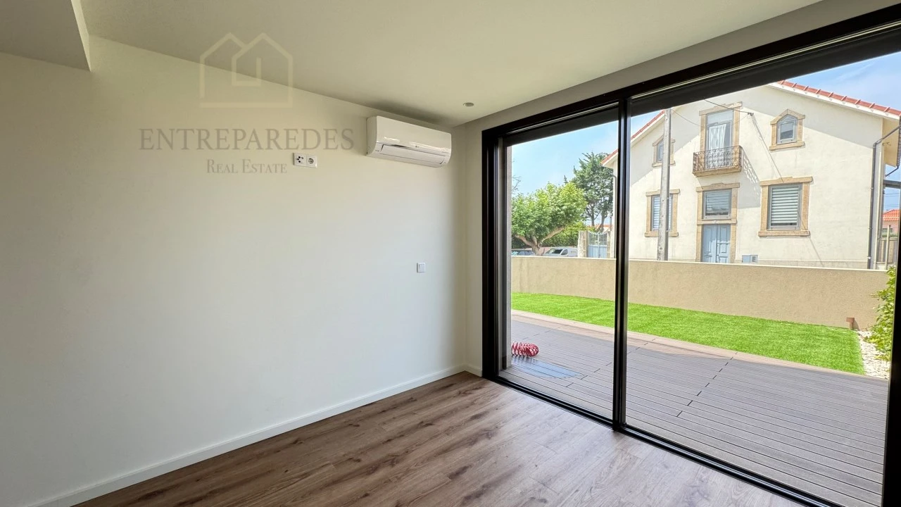 Apartamento T1 para Venda em Arcozelo Foto 19