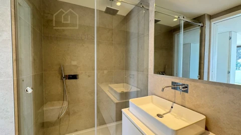 Apartamento T1 para Venda em Arcozelo
