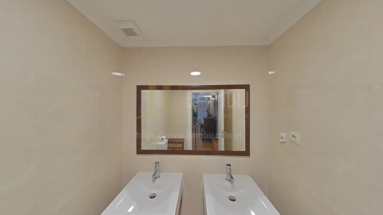 Quinta T6 para Venda em Cerdal Foto 36