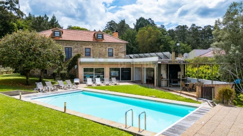 Quinta T6 para Venda em Cerdal