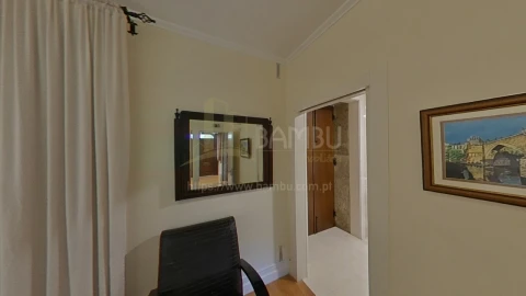 Quinta T6 para Venda em Cerdal
