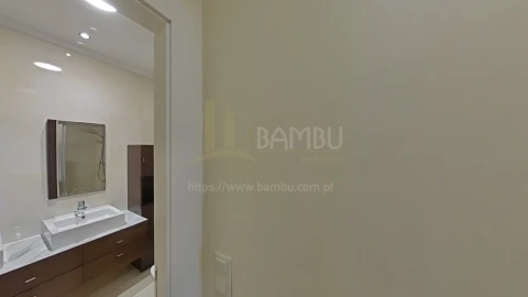 Quinta T6 para Venda em Cerdal