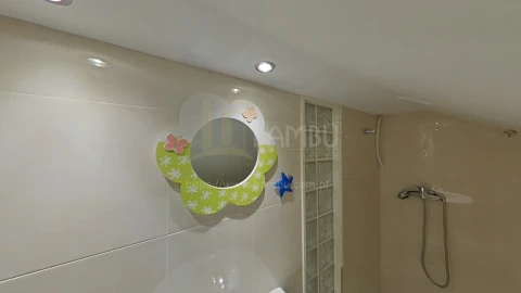 Quinta T6 para Venda em Cerdal