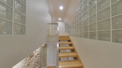 Quinta T6 para Venda em Cerdal